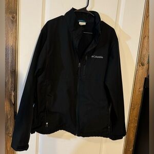Men’s Softshell Columbia Jacket